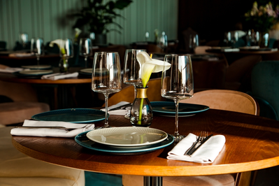 place setting at restaurant