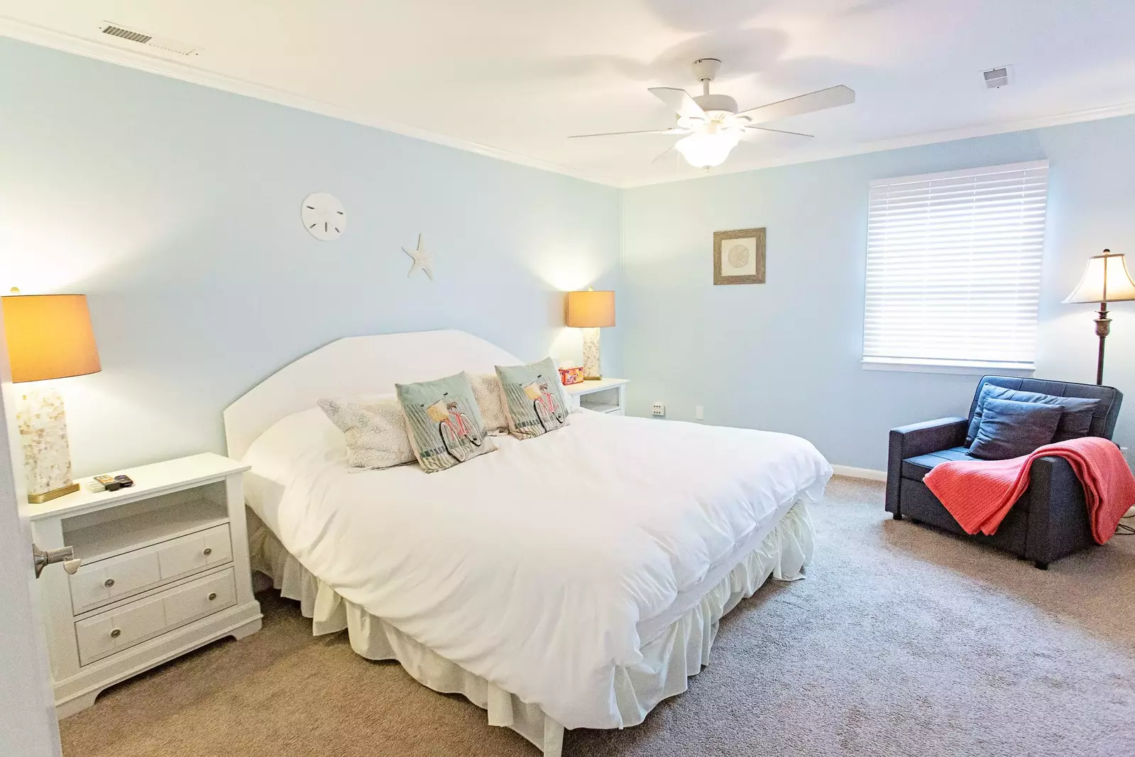 Lorraine's features a large master bedroom with a king bed and an en suite