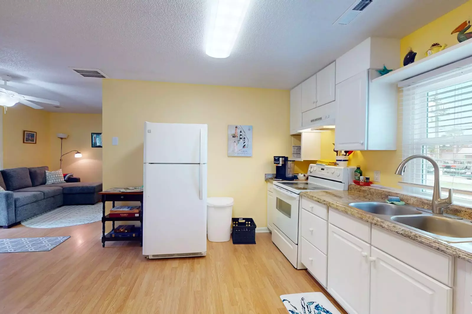 Bec's has an open concept floor plan