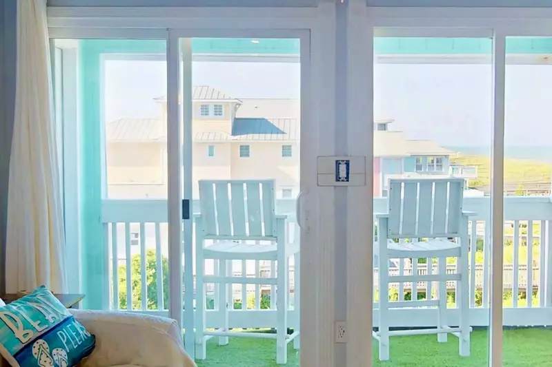 Pub height chairs on the deck allow maximum ocean viewing