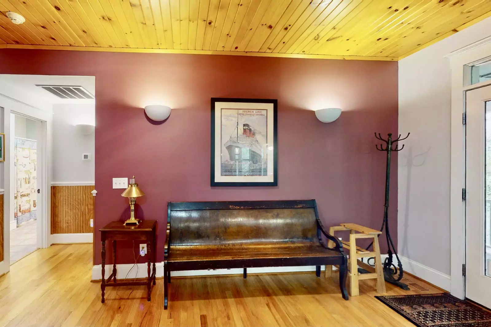 The entryway and sitting area