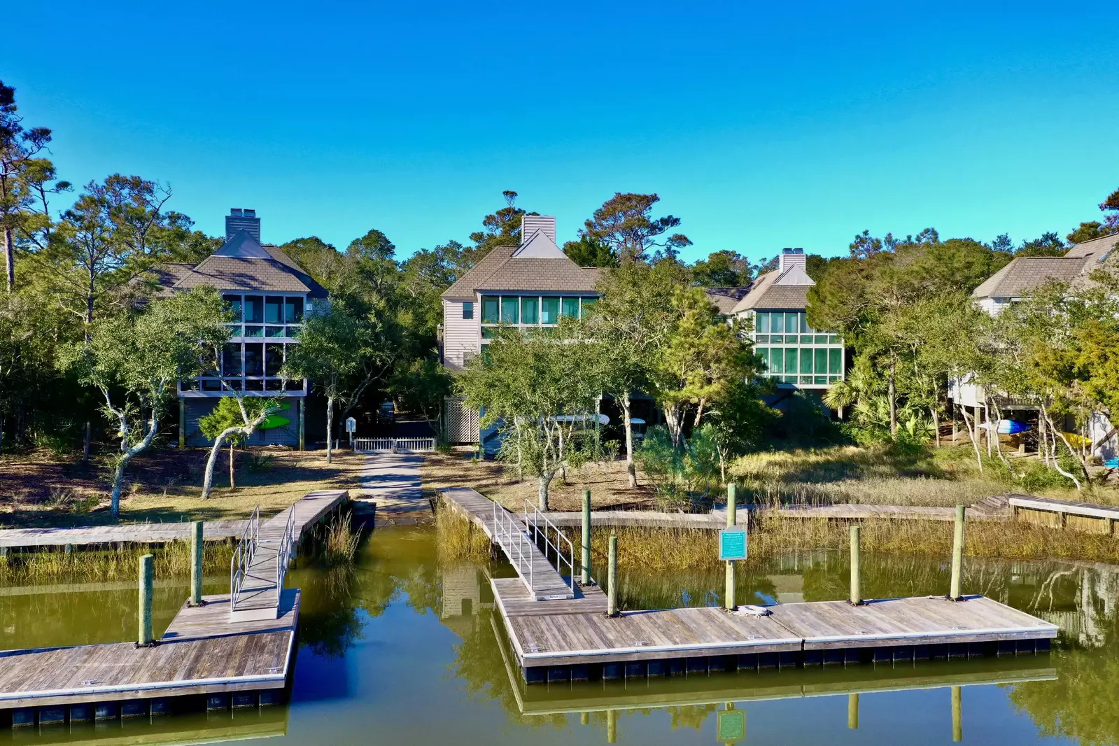Enjoy the nearby large dock and boardwalk (for fishing, crabbing and birdwatching)
