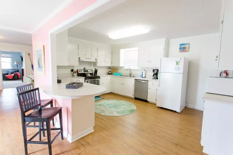 Grab a quick bite to eat at the counter