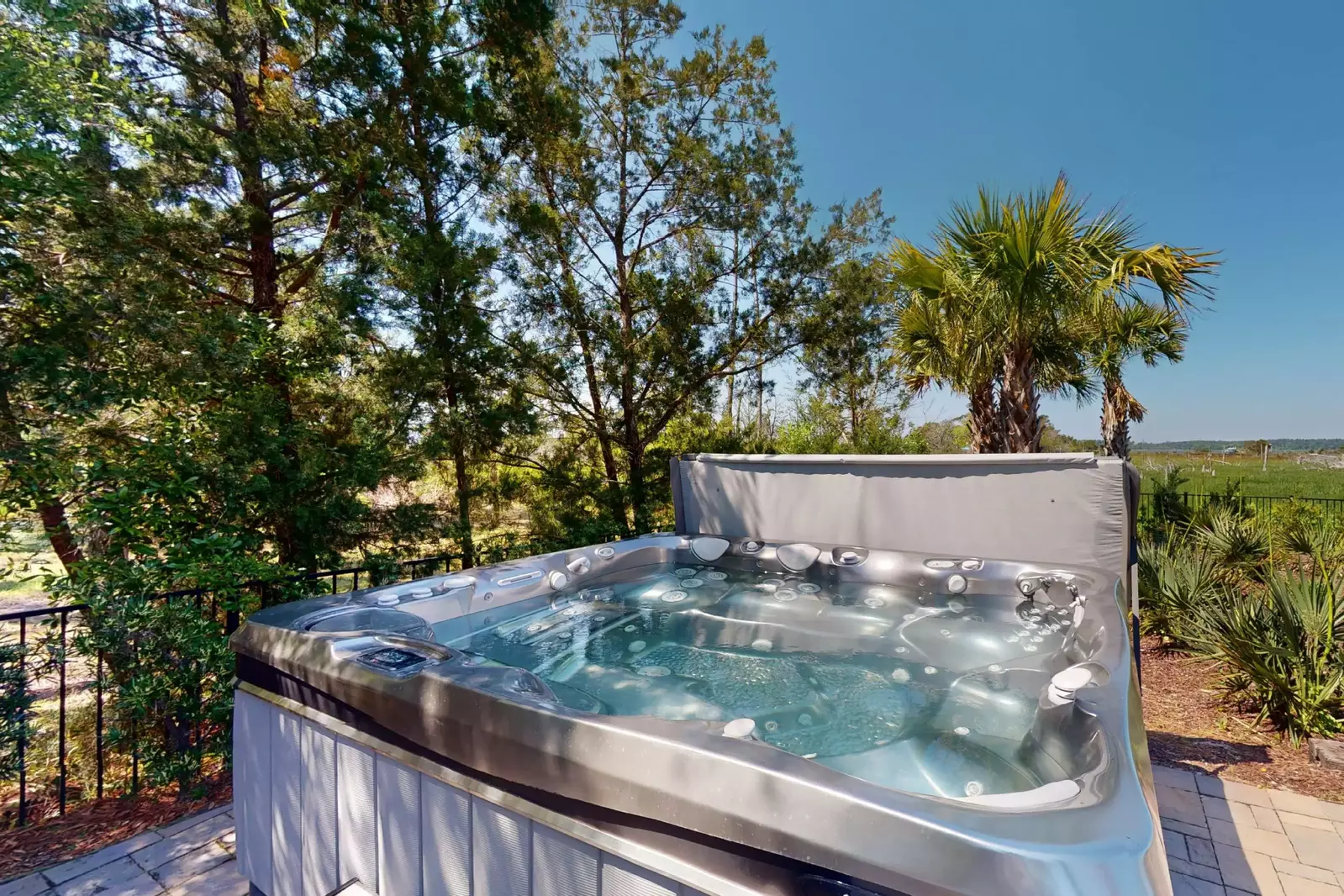 Private hot tub