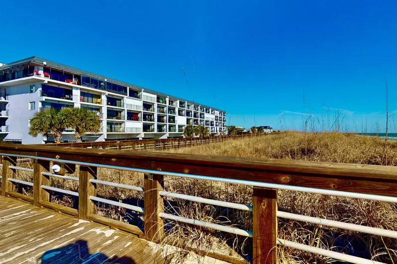 La Mare Vita is in a prime location