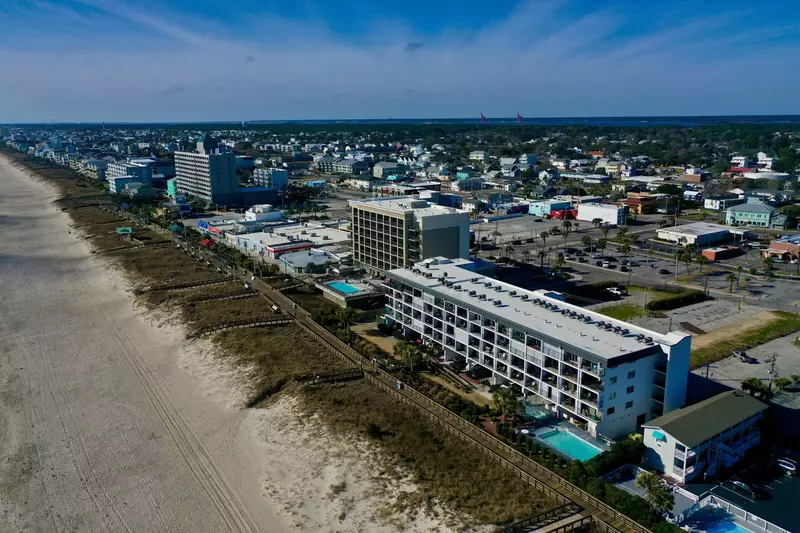 Restaurants, shops + more are just steps away