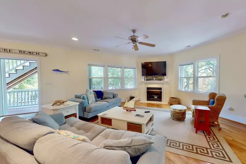 The living area is perfect to relax at after a long day at the beach