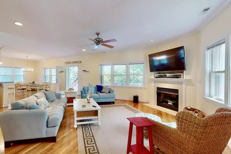 Spacious living area to hang out at with your group