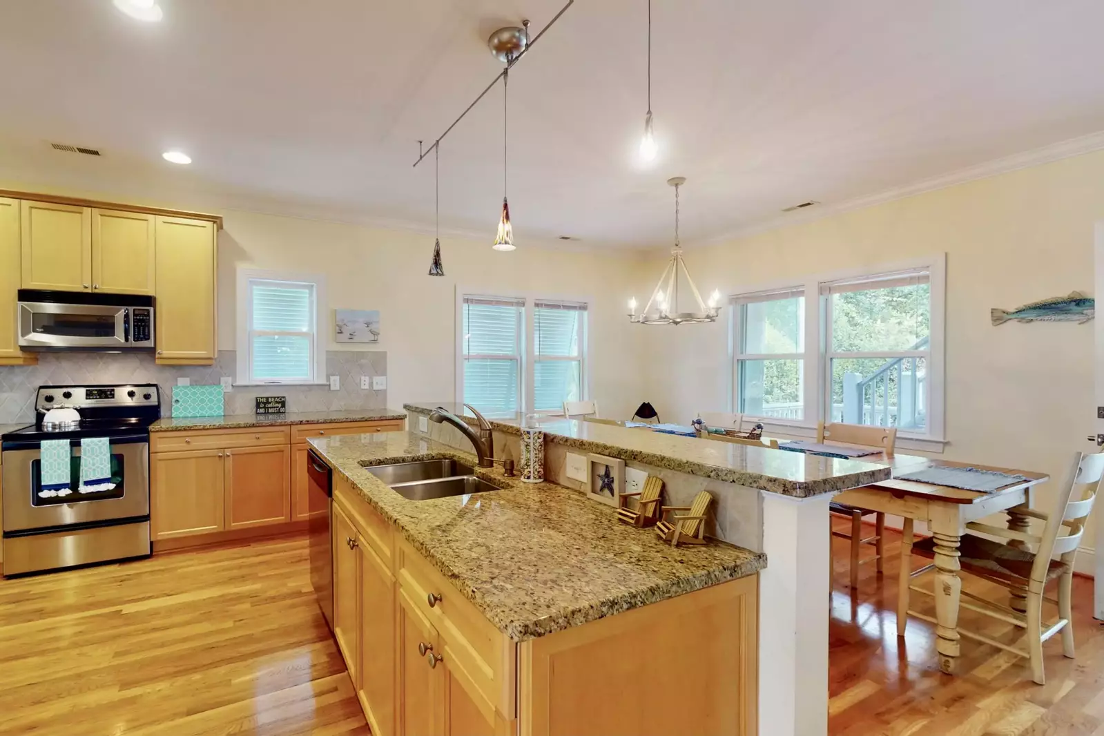 The gourmet kitchen has everything you need to prepare a delicious meal