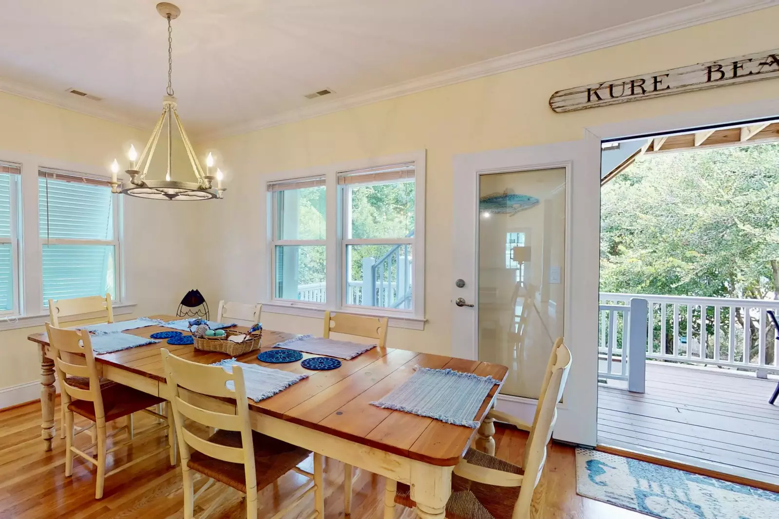 Enjoy a home cooked meal at the dining table