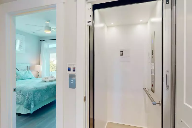 Elevator access located outside Owner's Suite #2