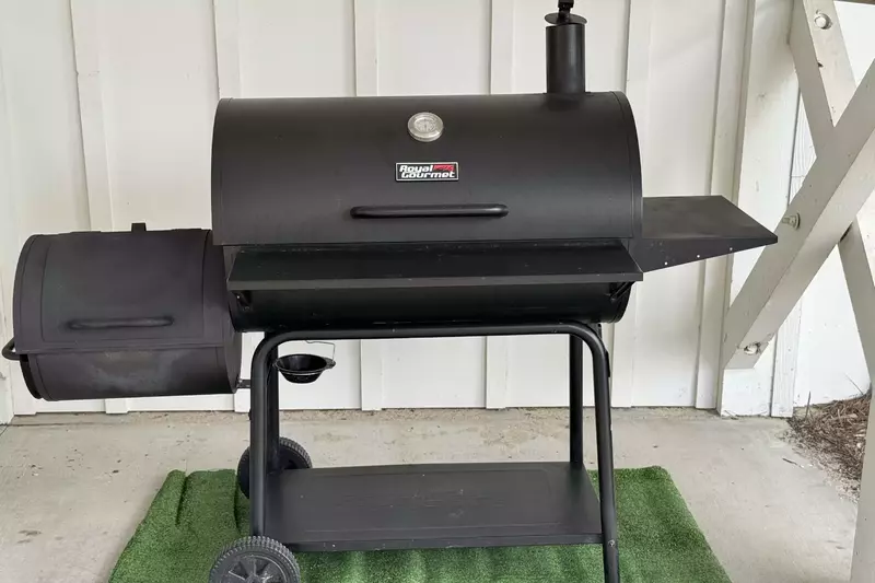 Grill up some delicious meals while staying at Blue Oasis!