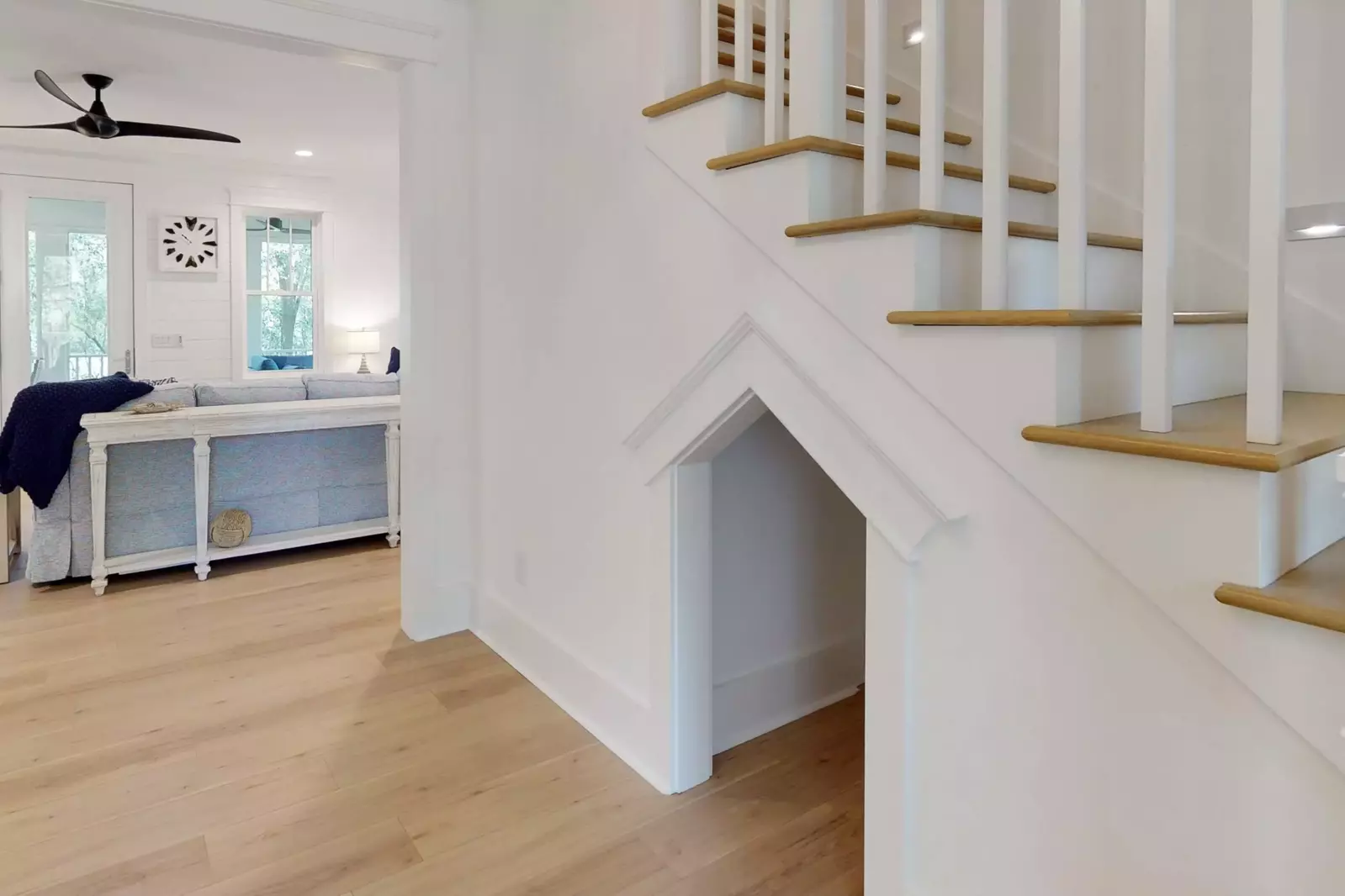 This Must Be The Place provides a great little place for your dog to take a snooze on a nice dog bed