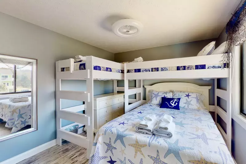 The Bunk room has a queen and 2 twins, perfect for the kids