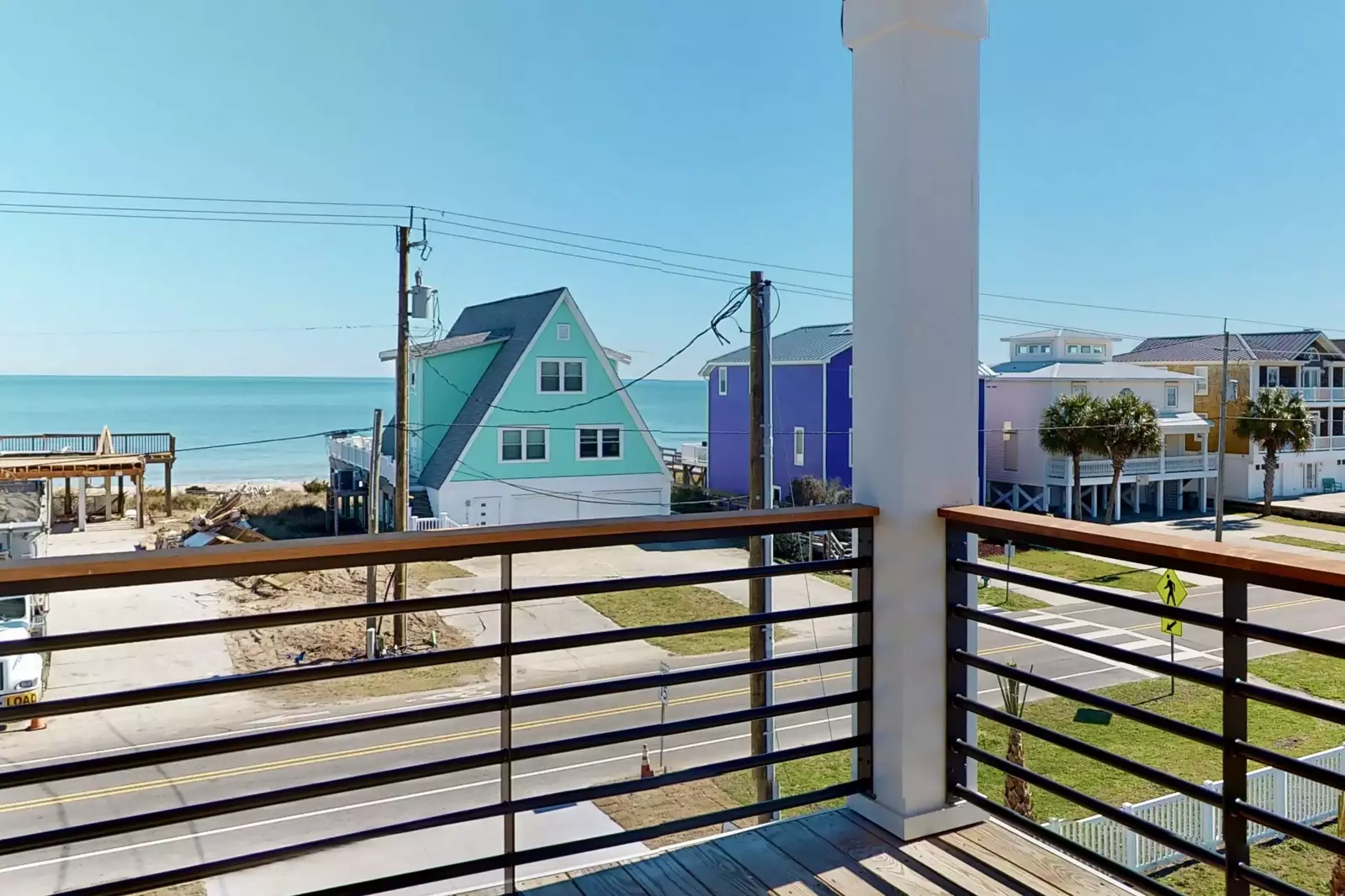 Hear the waves crashing?