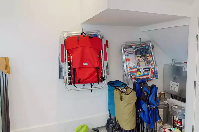 Beach chairs and wagon for the very close beach access