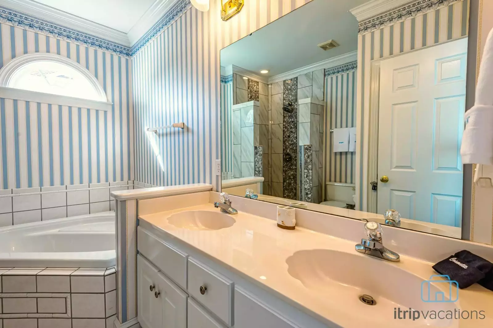 1st floor owner suite