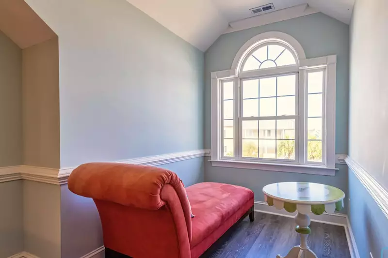 Sitting area on top floor, great spot for finishing off that novel