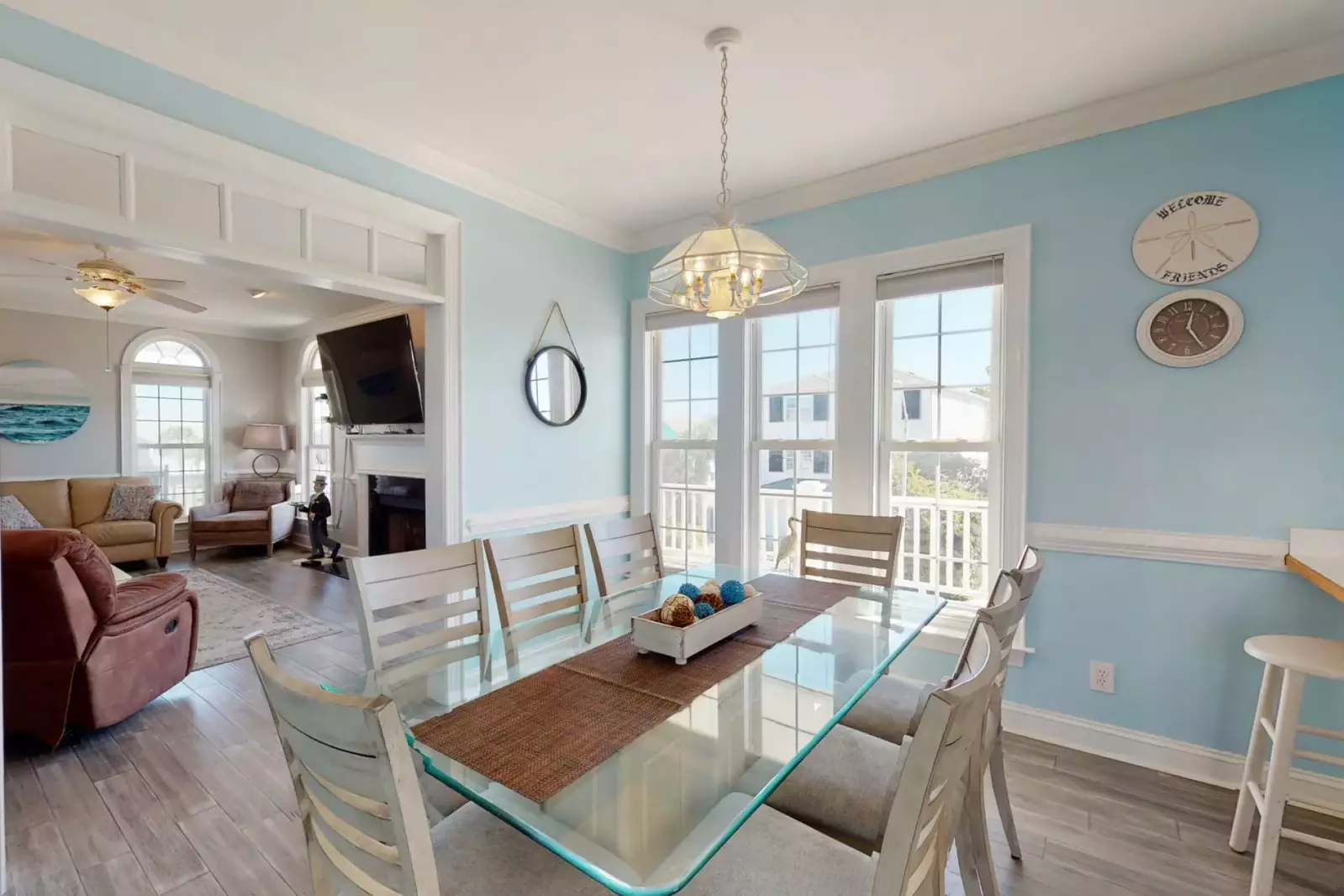 Kitchen table with plenty of seating