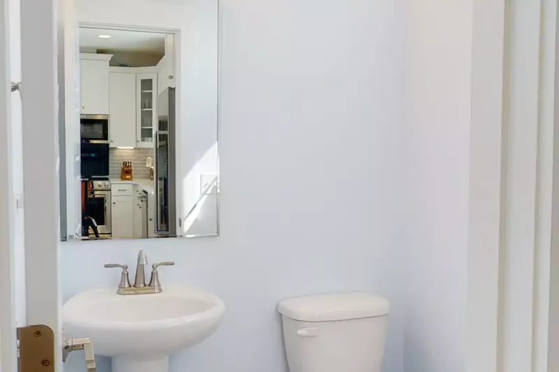 Top floor half bathroom