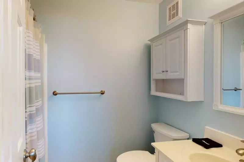 Private master bathroom