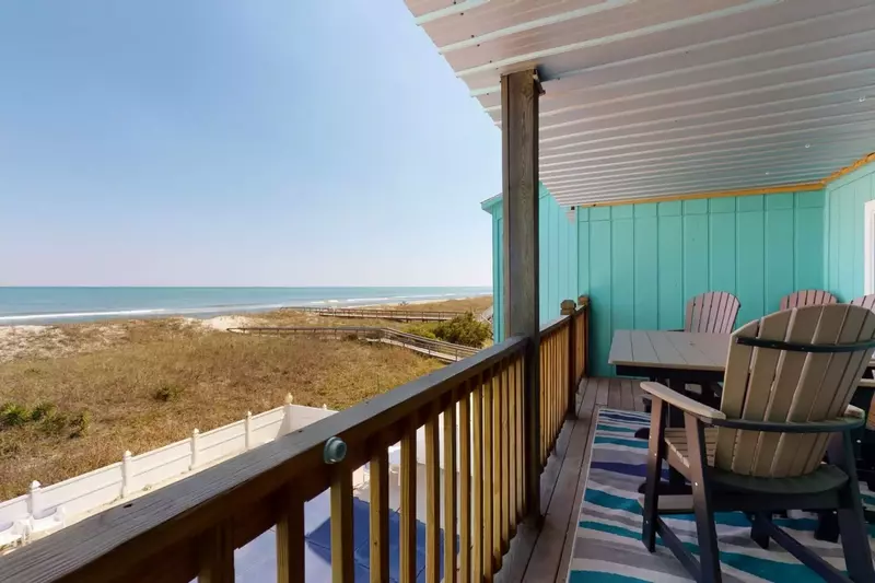 Spacious deck with view of the pool