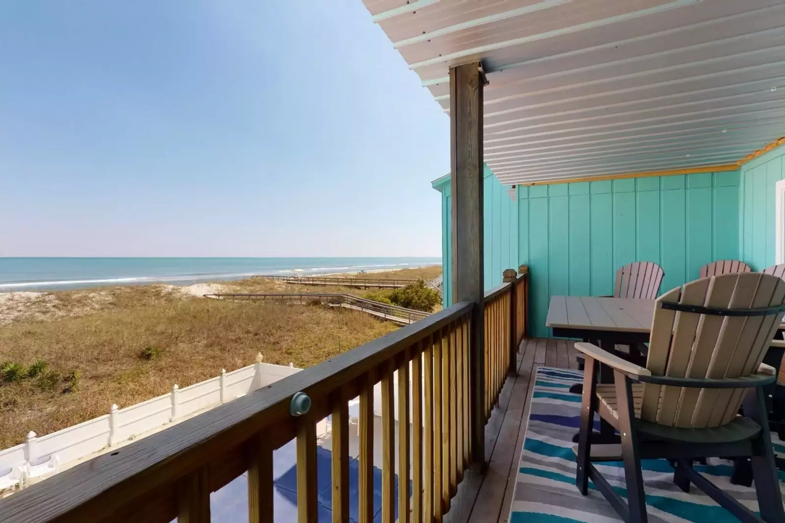 Spacious deck with view of the pool