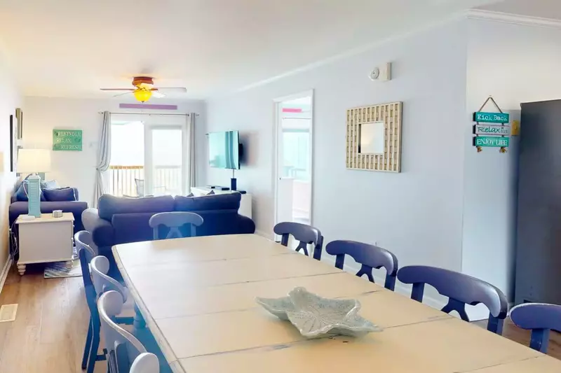 Watch the ocean while you're eating