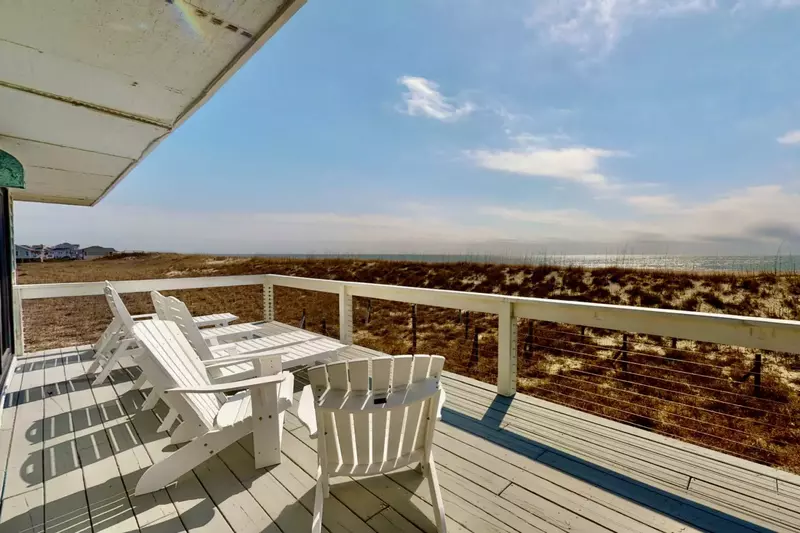 New deck furniture with great ocean views