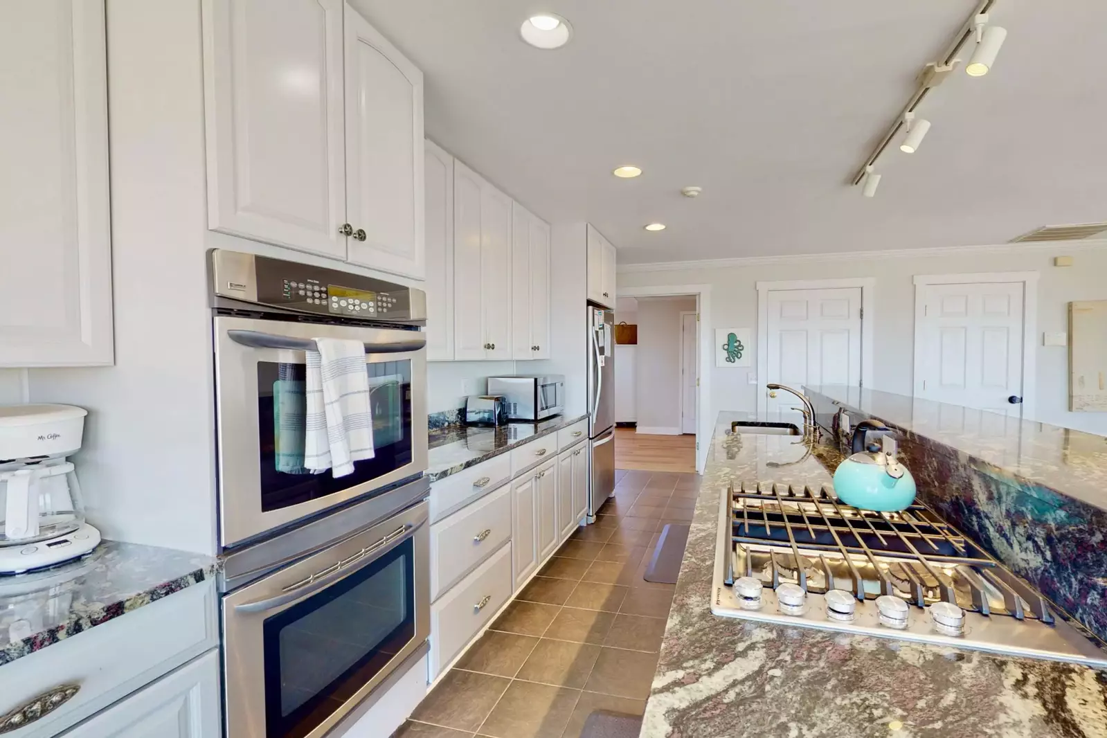 Plenty of counter space and bar seating