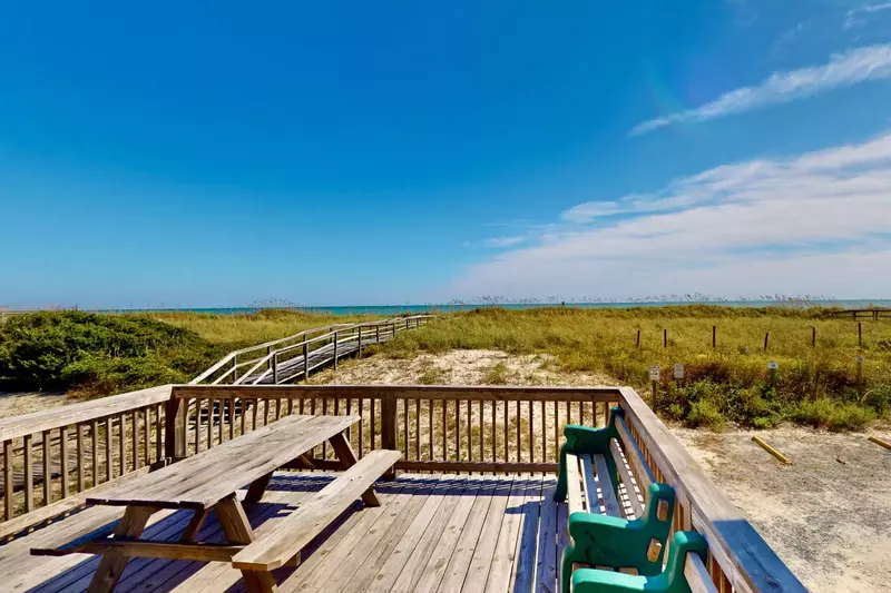 Private deck overlooking the dunes and the ocean!