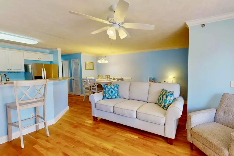 The open floor plan allows everyone to be together whether cooking, dining or relaxing on the couch!