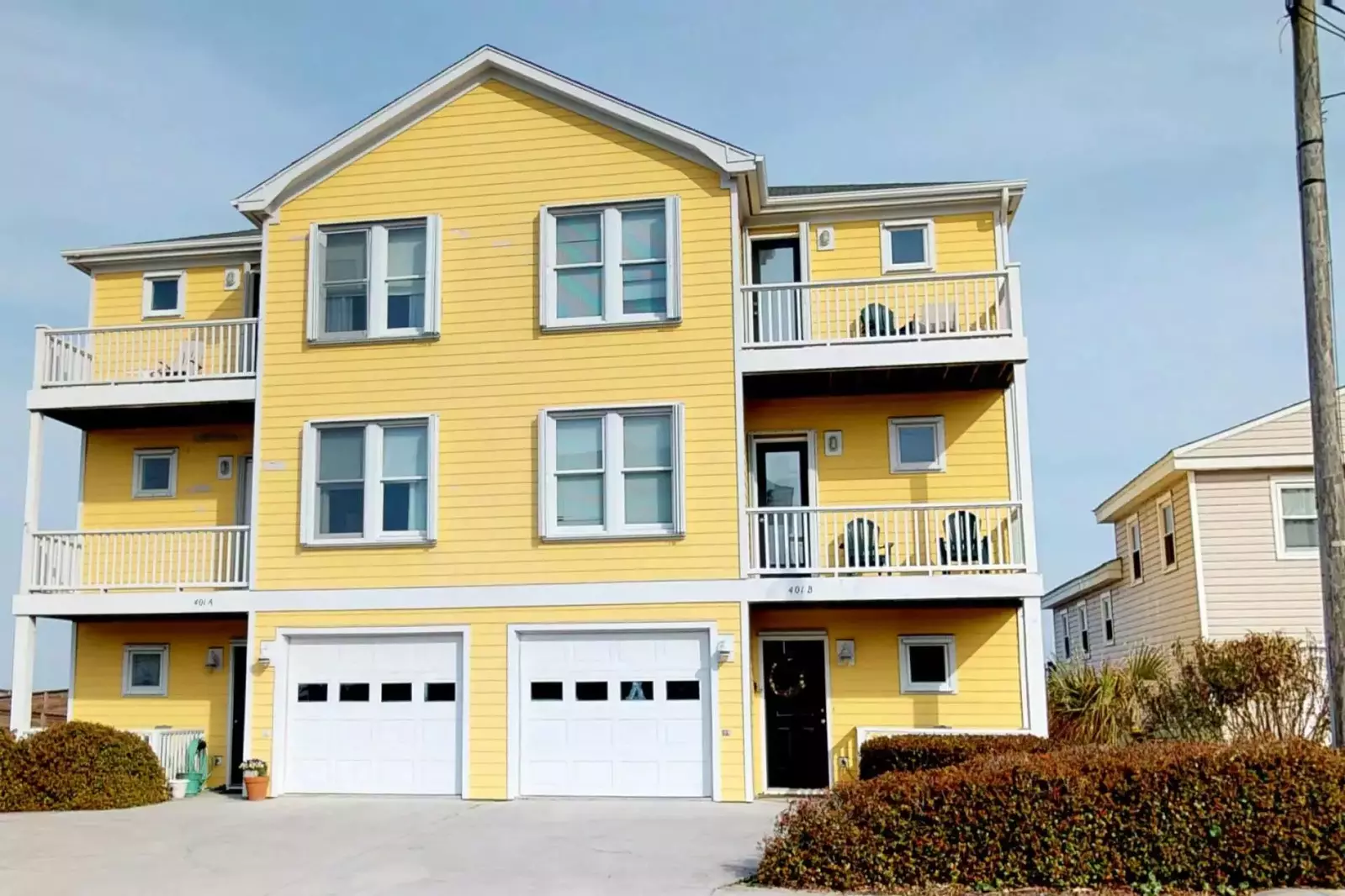 Bramhall by the Sea is walking distance to downtown Kure