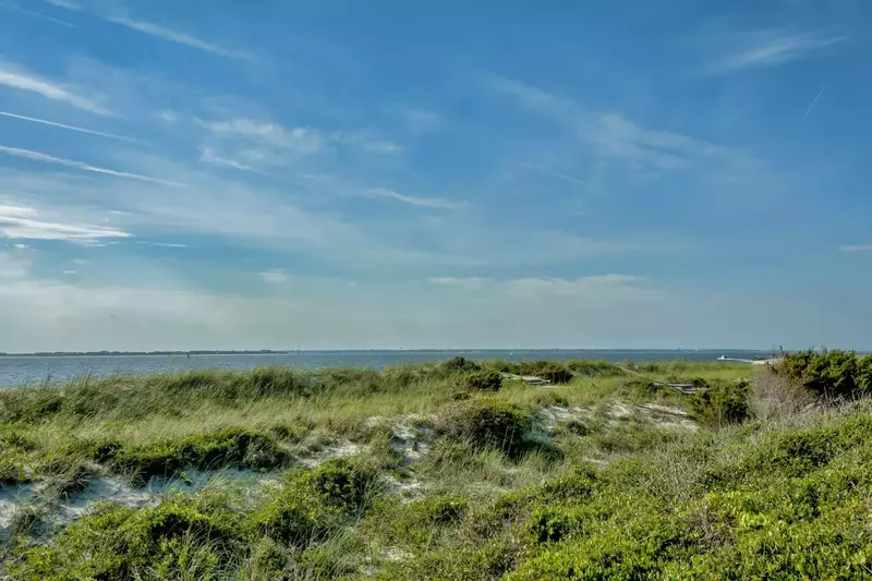 Dunes in front of Doc House