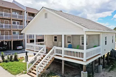 Hollis House is an adorable single-family home located on the ocean side, off the busy street, no dodging cars getting to the beach.