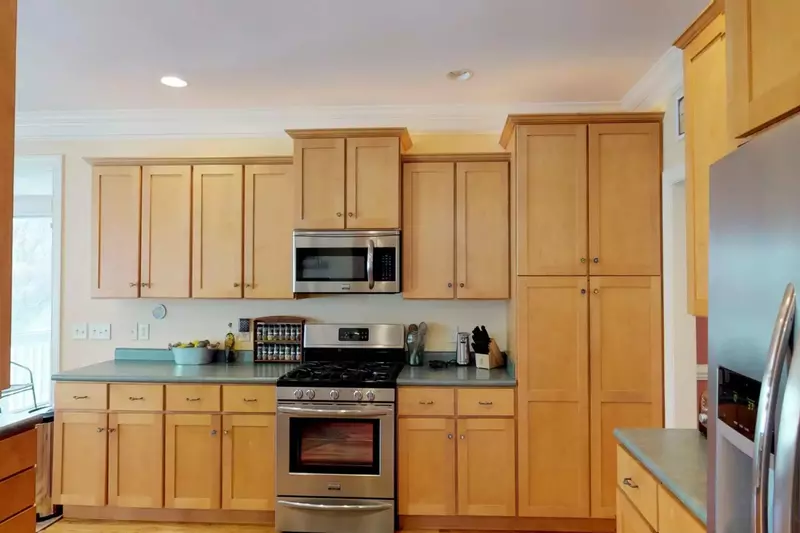 5 burner gas stove, high end appliances, spices, plenty of cookware and dinnerware along with a starter coffee kit are all here for your use