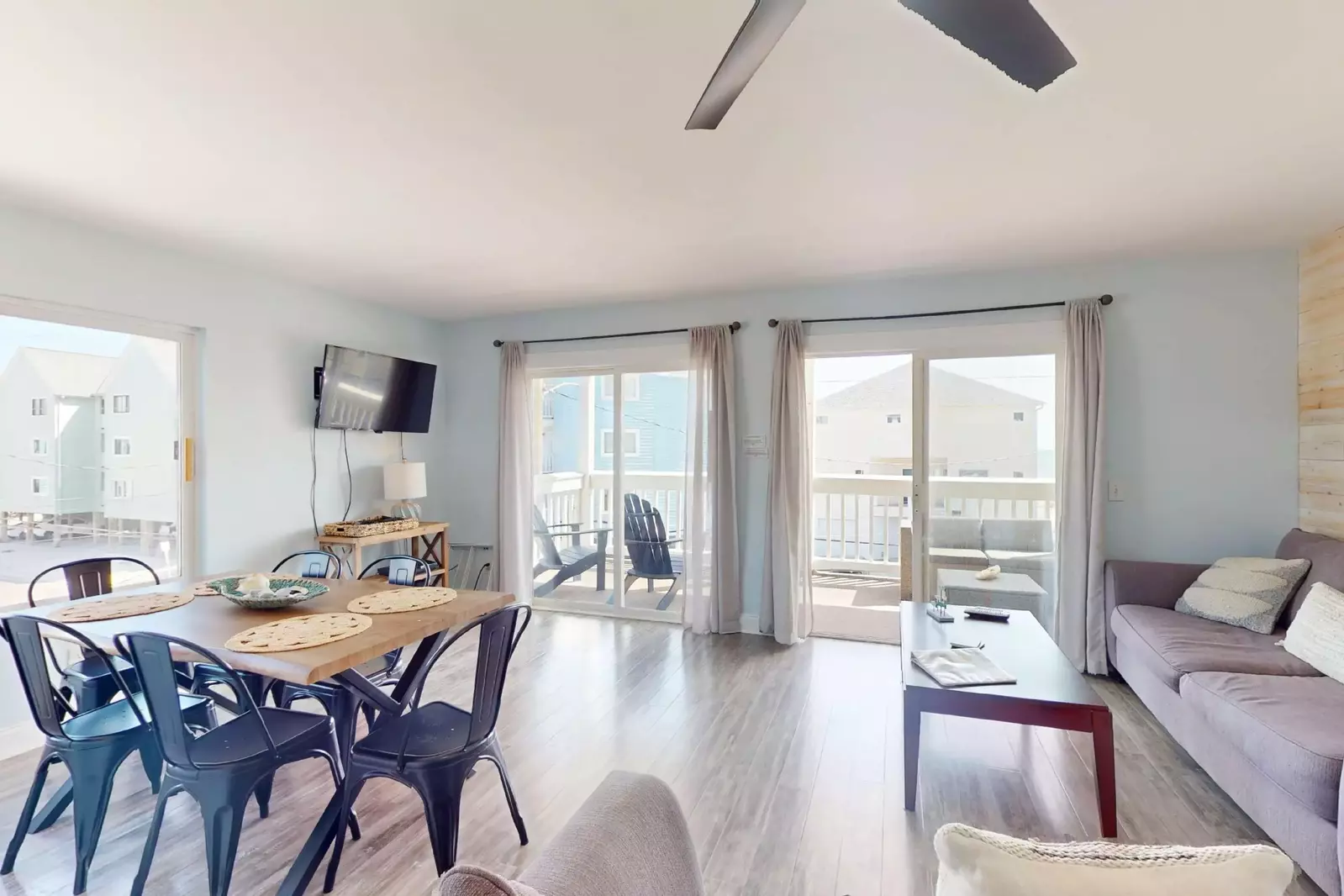 Enjoy all the natural sunlight from the double sliding doors and large windows in the main living area