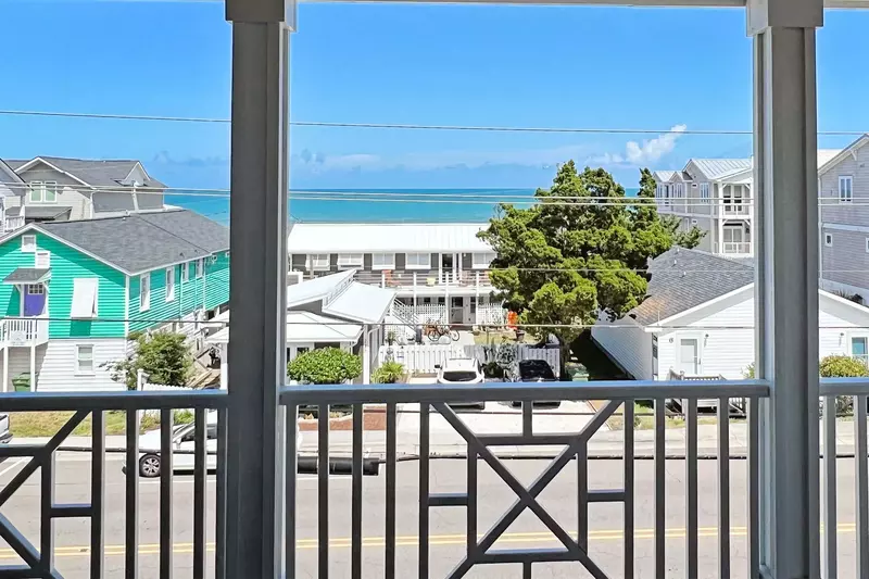 The spacious top floor deck provides an ocean view