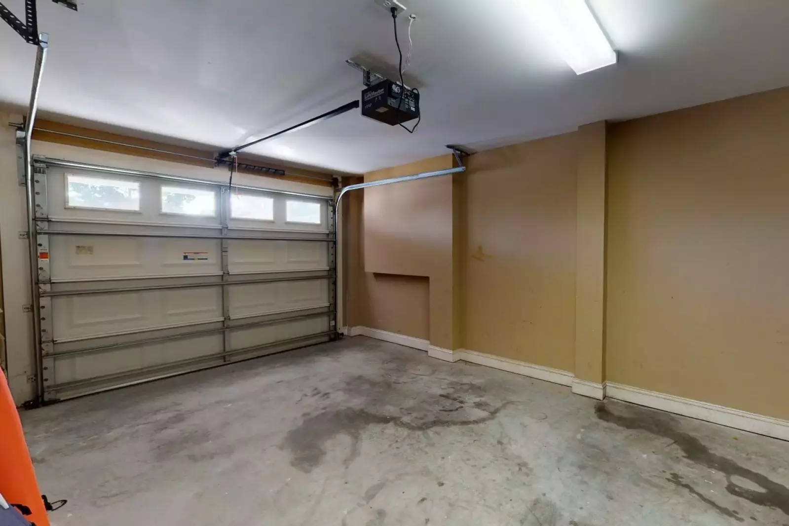 There is a garage for parking 1 car or storing your beach toys and bikes