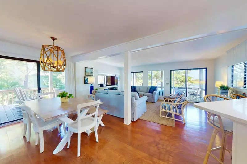 With an open design, you will not feel cramped at Marsh Mellow