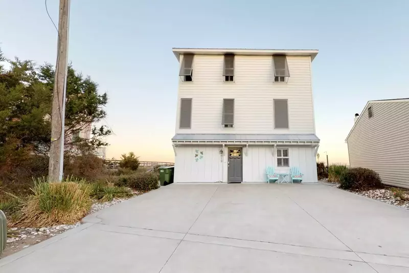 There is room for 3-6 vehicles depending on the size... Great for extended family coming to join you!