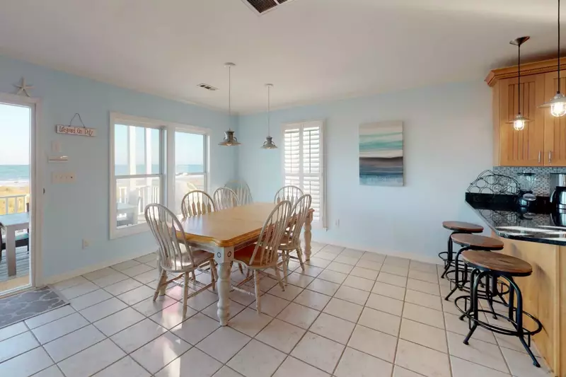 There is plenty of seating available for everyone, outdoor seating dining set, indoor dining set, and the bar!