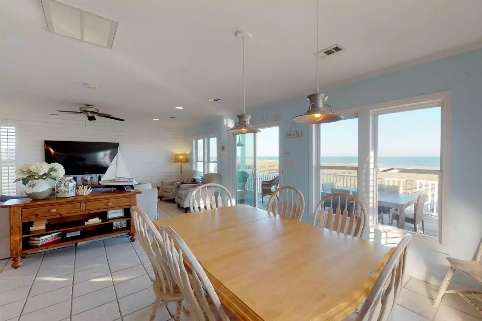 Wherever you stand on the second floor you will always get an amazing view!