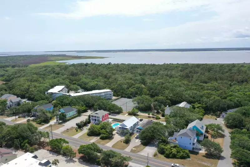 Sand Castle is part of the Ocean Dunes resort complex with many amenities, indoor pool, out door pools, tennis, shuffle board and many other fun activ
