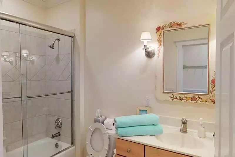 Bathroom with bathtub