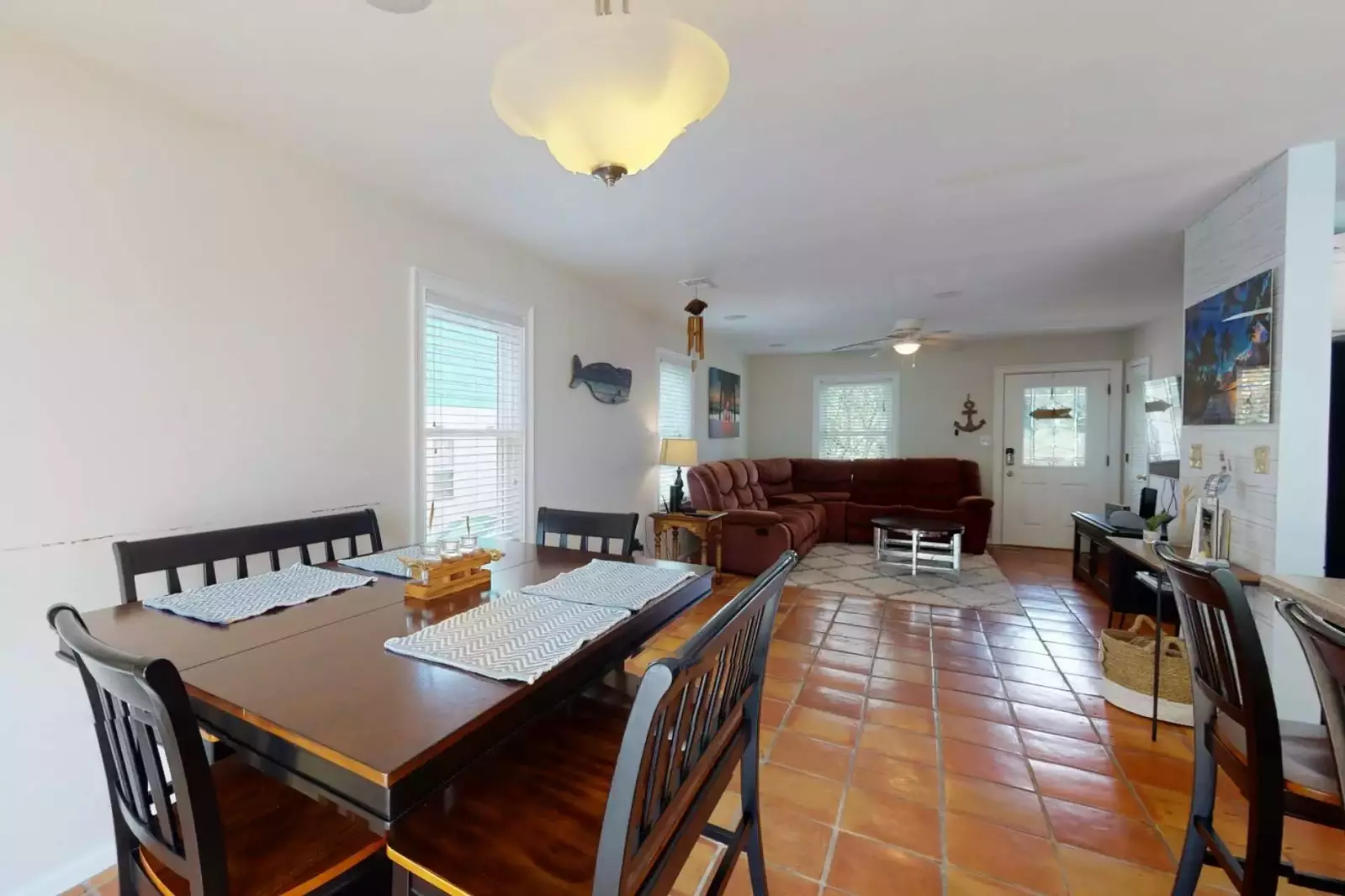 The dinning table has enough room for the entire group