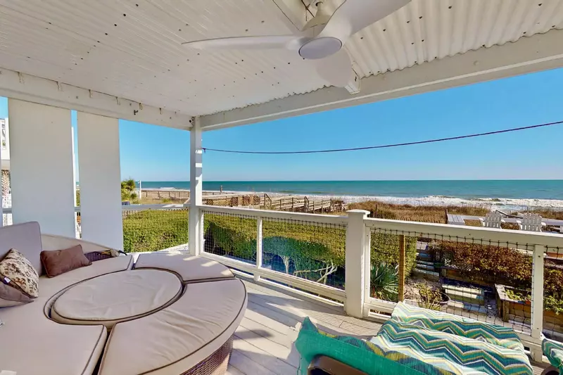 After relaxing on this deck you will never want to leave!