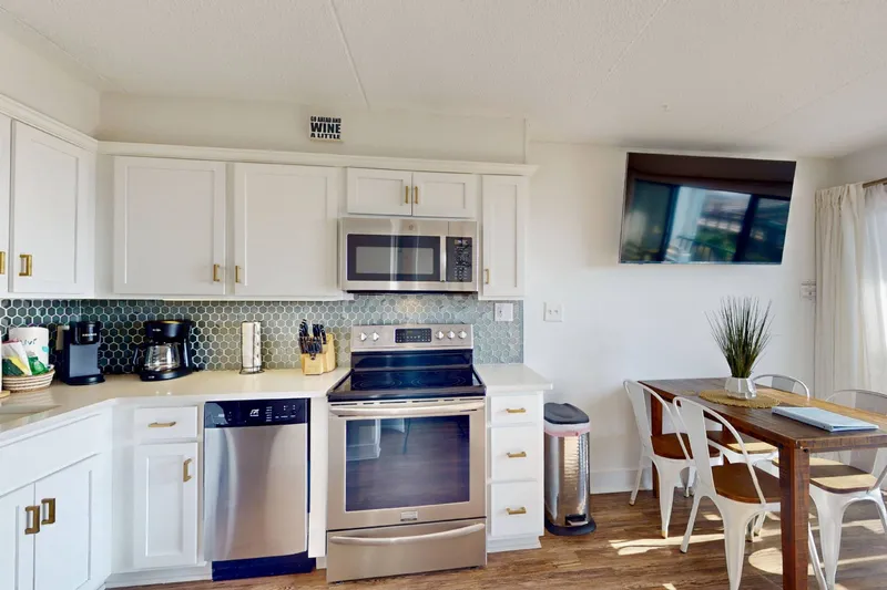 La Mare Vita has everything you need to whip up a homemade meal