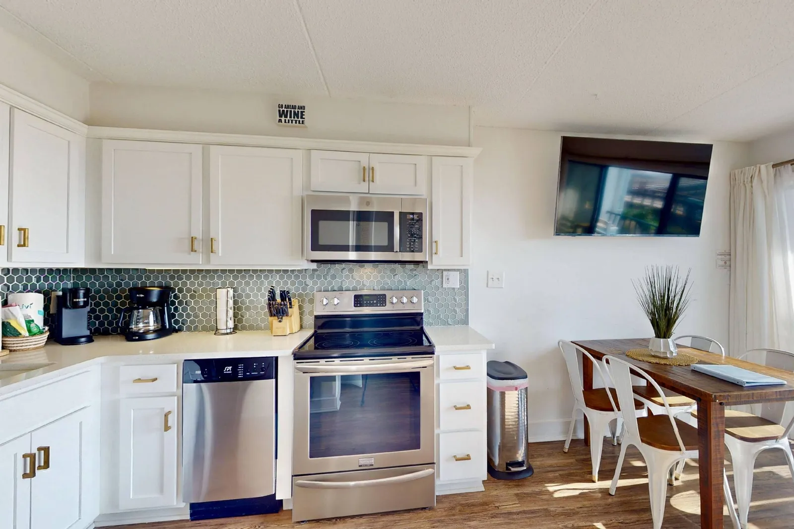La Mare Vita has everything you need to whip up a homemade meal