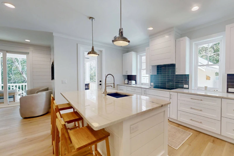 Grab a quick bite to eat at the kitchen island